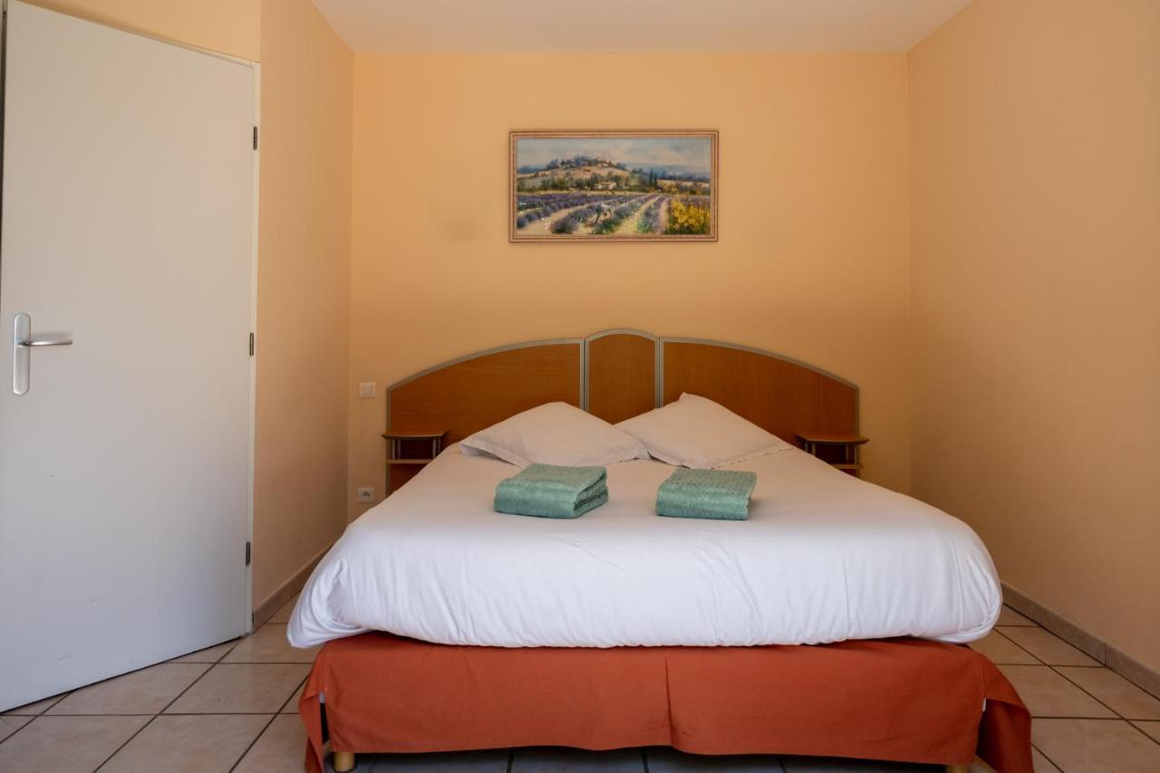 Auberge Du Grand Chene Sillans-la Cascade Εξωτερικό φωτογραφία
