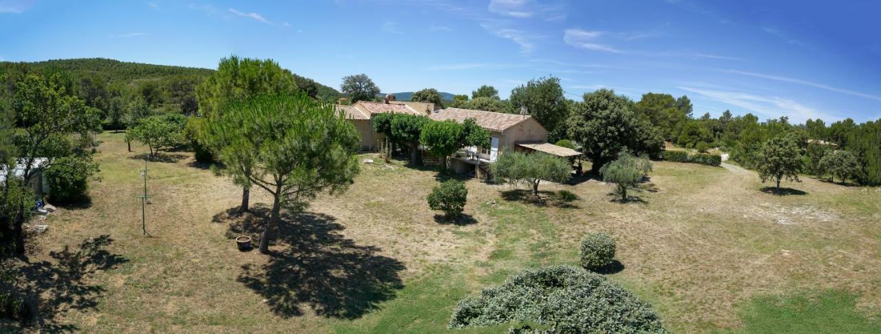 Auberge Du Grand Chene Sillans-la Cascade Εξωτερικό φωτογραφία